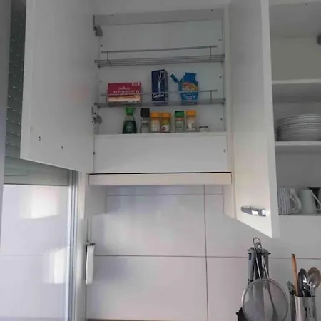 76 - Balcon, Proche Bale Apartment
