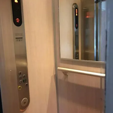 76 - Balcon, Proche Bale